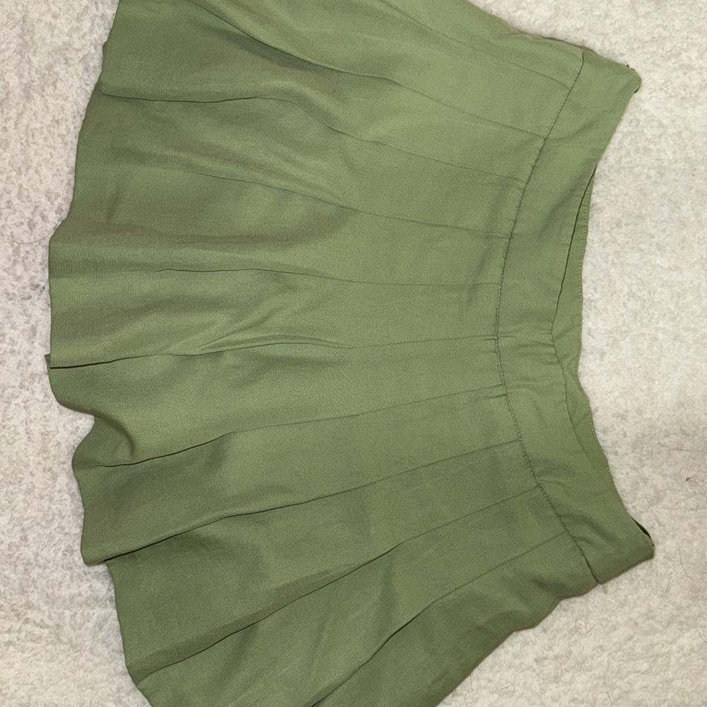 Zara Green Mini Skater Skirt with Pleats